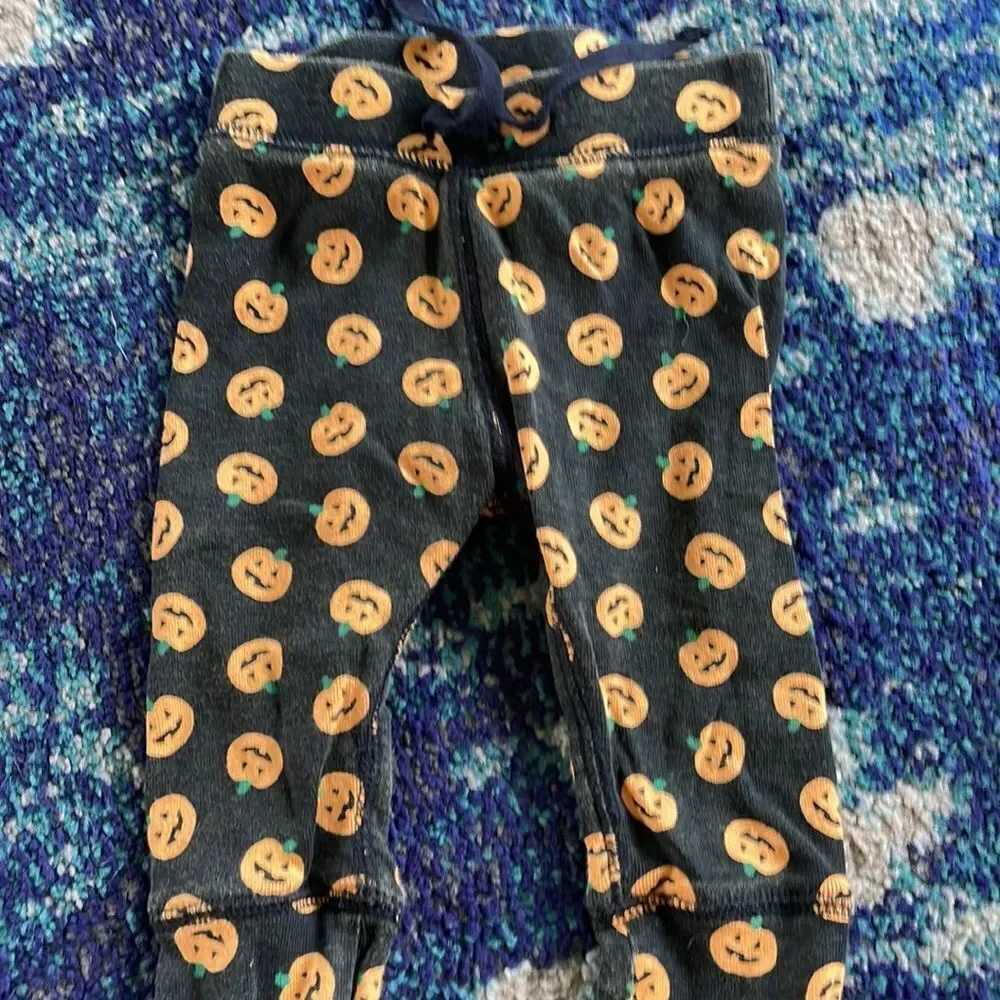 Bundle of 6 Halloween/Thanksgiving clothes